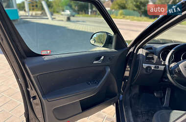Внедорожник / Кроссовер Skoda Yeti 2010 в 