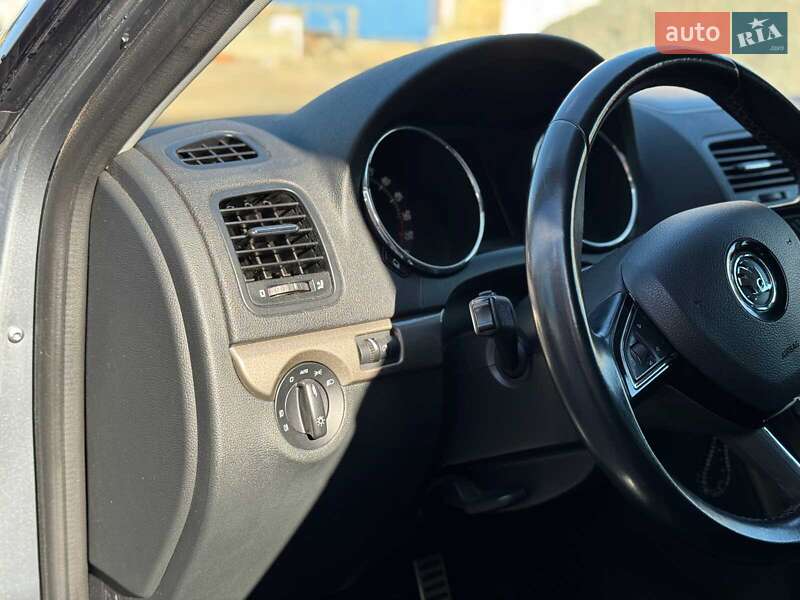 Внедорожник / Кроссовер Skoda Yeti 2017 в Киеве