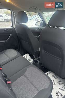 Внедорожник / Кроссовер Skoda Yeti 2015 в 