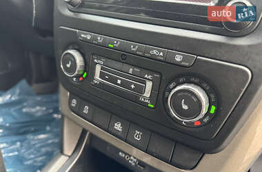 Внедорожник / Кроссовер Skoda Yeti 2017 в 