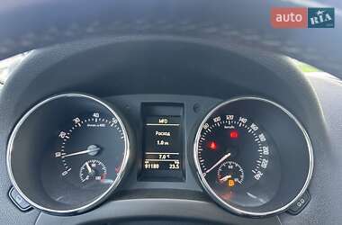 Позашляховик / Кросовер Skoda Yeti 2009 в 