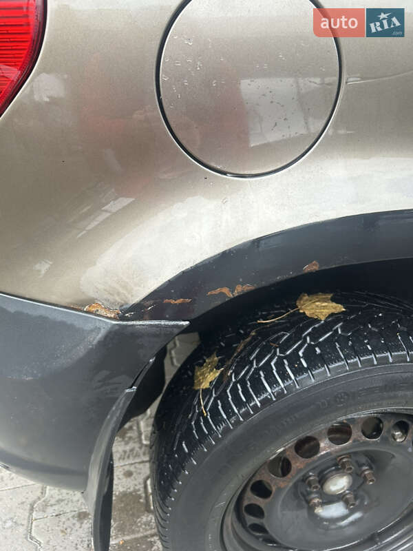 Позашляховик / Кросовер Skoda Yeti 2011 в Львові