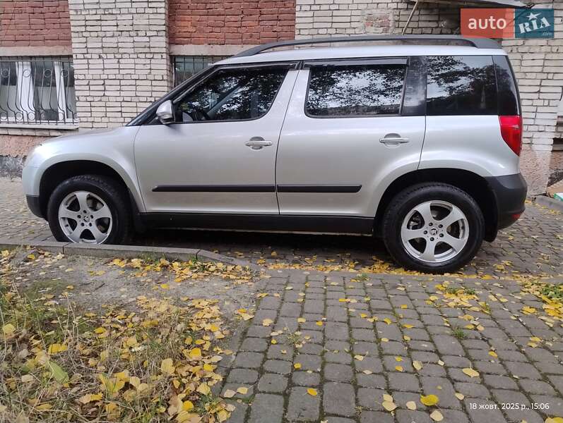 Позашляховик / Кросовер Skoda Yeti 2011 в Львові фото 6 Позашляховик / Кросовер Skoda Yeti 2011 в Львові