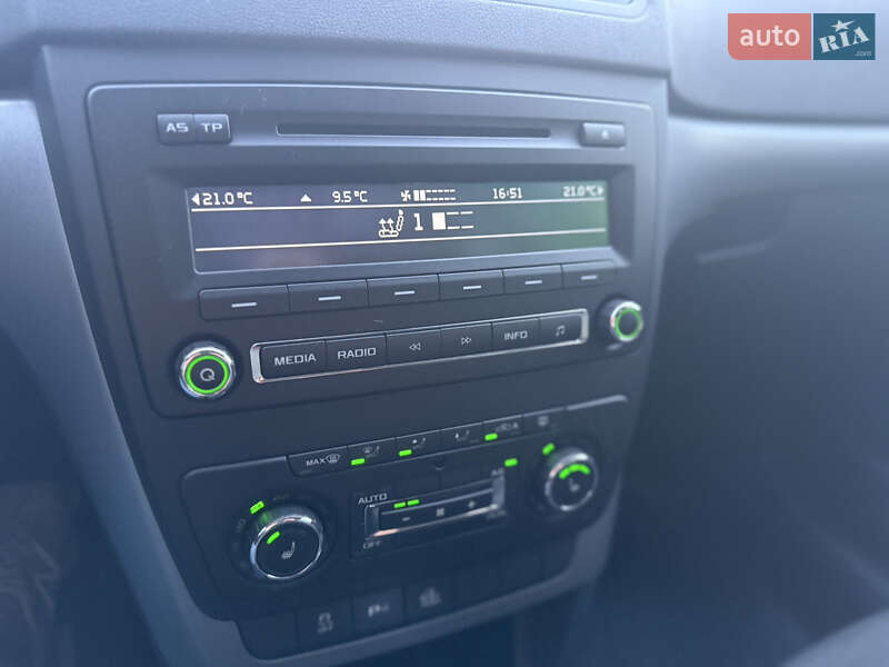 Внедорожник / Кроссовер Skoda Yeti 2014 в Луцке фото 30 Внедорожник / Кроссовер Skoda Yeti 2014 в Луцке