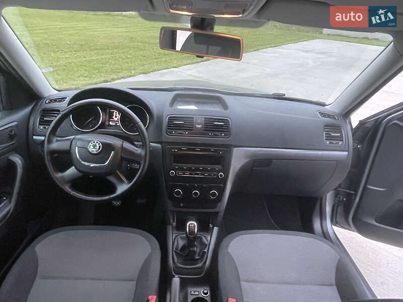 Внедорожник / Кроссовер Skoda Yeti 2011 в Луцке