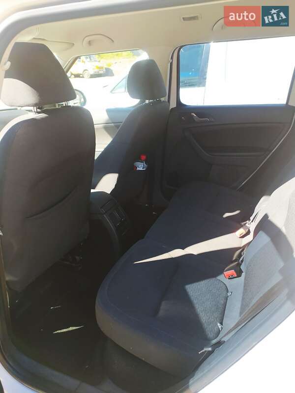 Внедорожник / Кроссовер Skoda Yeti 2012 в Харькове