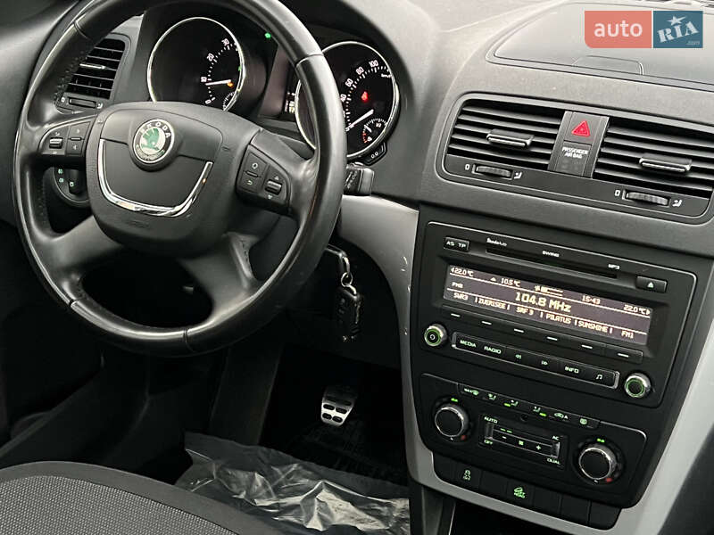 Внедорожник / Кроссовер Skoda Yeti 2012 в Луцке фото 44 Внедорожник / Кроссовер Skoda Yeti 2012 в Луцке