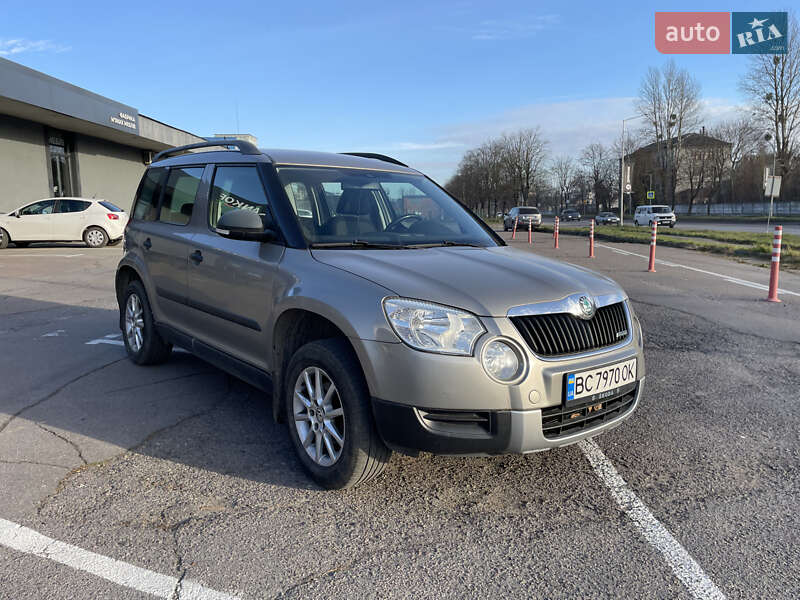 Позашляховик / Кросовер Skoda Yeti 2010 в Львові
