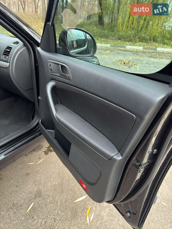 Позашляховик / Кросовер Skoda Yeti 2014 в Сумах фото 38 Позашляховик / Кросовер Skoda Yeti 2014 в Сумах