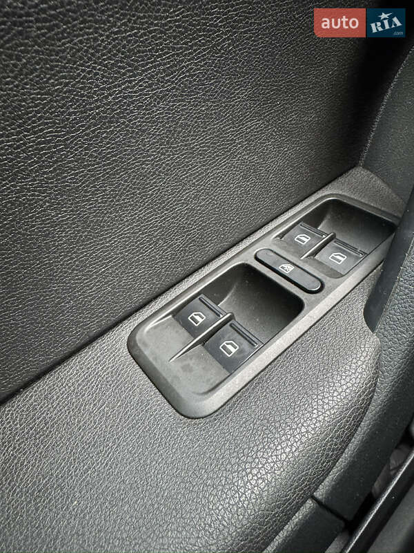 Позашляховик / Кросовер Skoda Yeti 2014 в Сумах фото 48 Позашляховик / Кросовер Skoda Yeti 2014 в Сумах