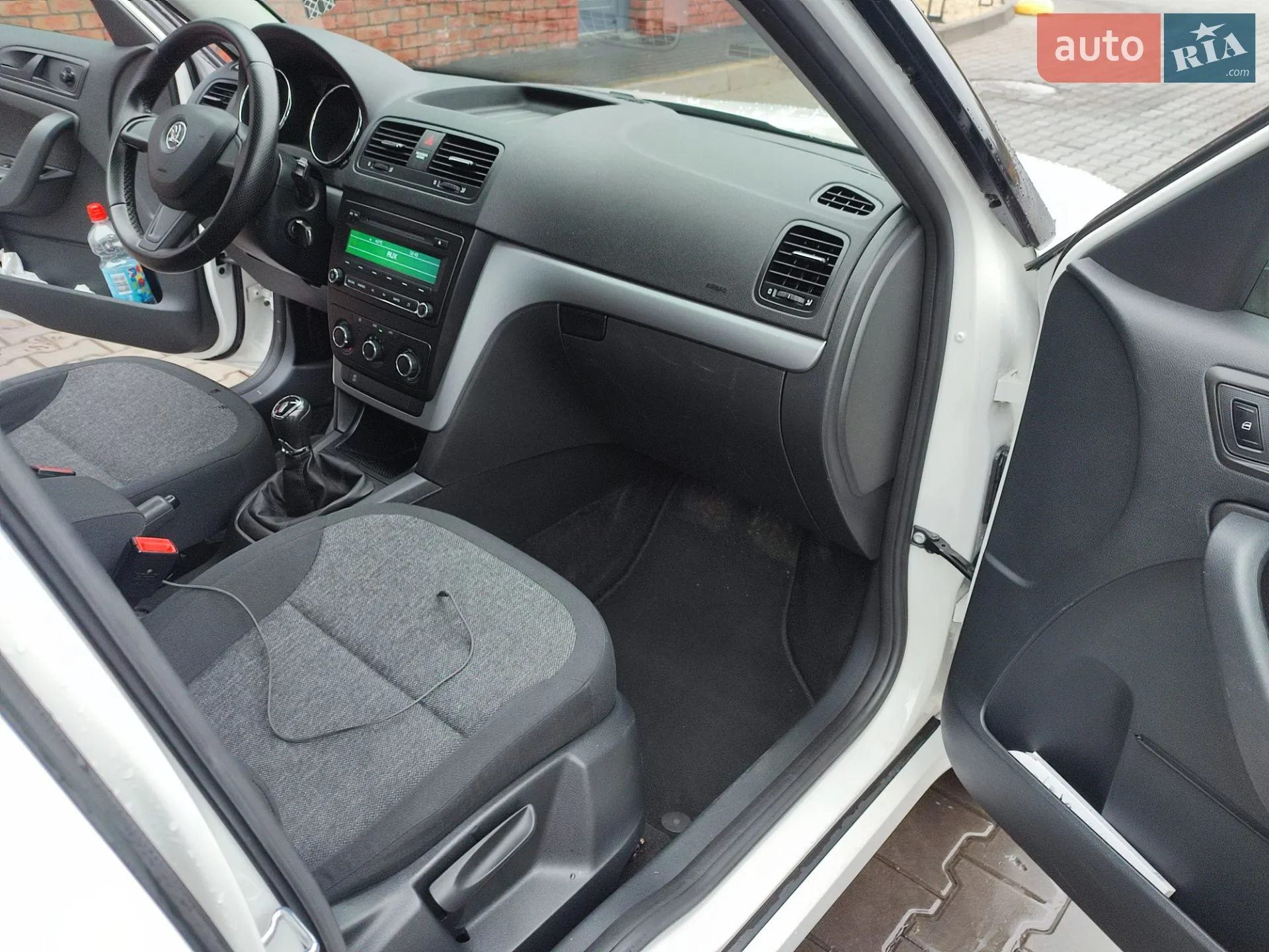 2014 Skoda Yeti - мініатюра 12