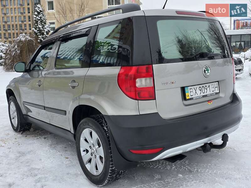 Позашляховик / Кросовер Skoda Yeti 2012 в Хмельницькому