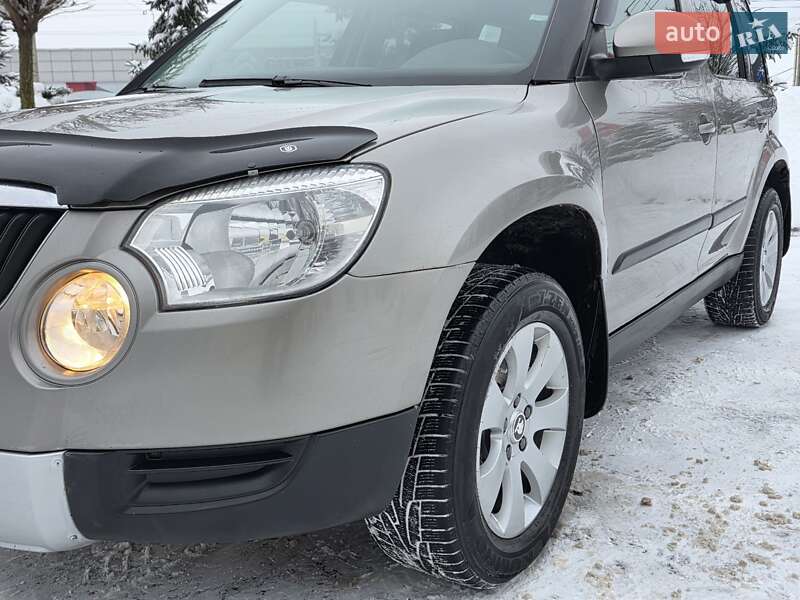 Позашляховик / Кросовер Skoda Yeti 2012 в Хмельницькому