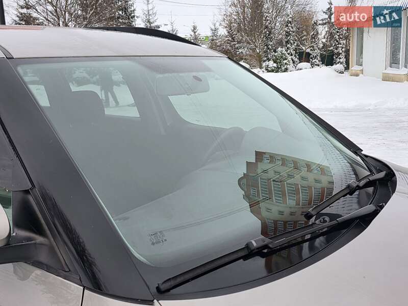 Позашляховик / Кросовер Skoda Yeti 2012 в Хмельницькому