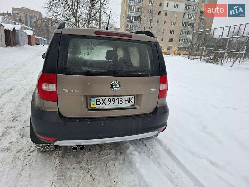 Внедорожник / Кроссовер Skoda Yeti 2012 в Каменец-Подольском