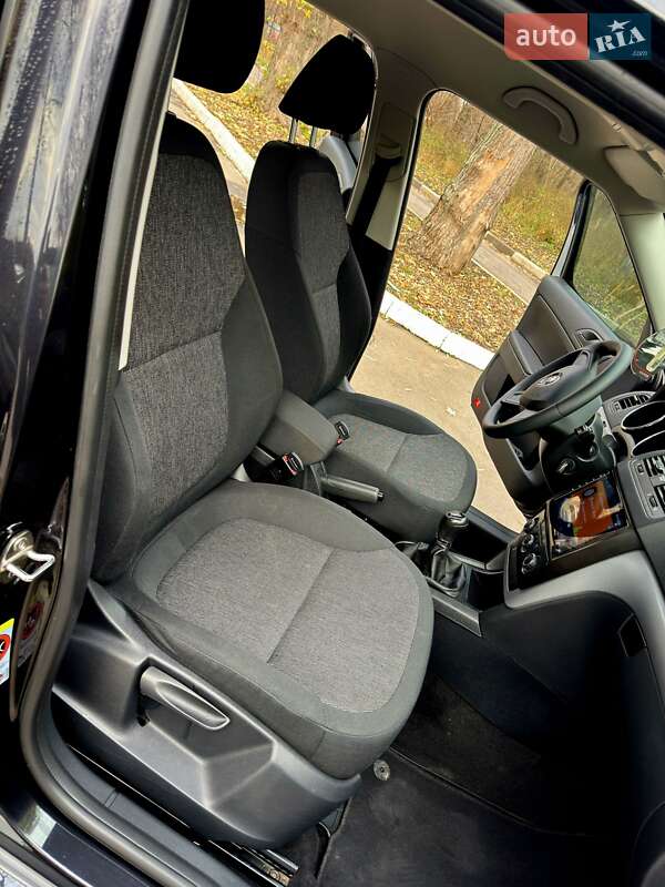 Внедорожник / Кроссовер Skoda Yeti 2014 в Киеве