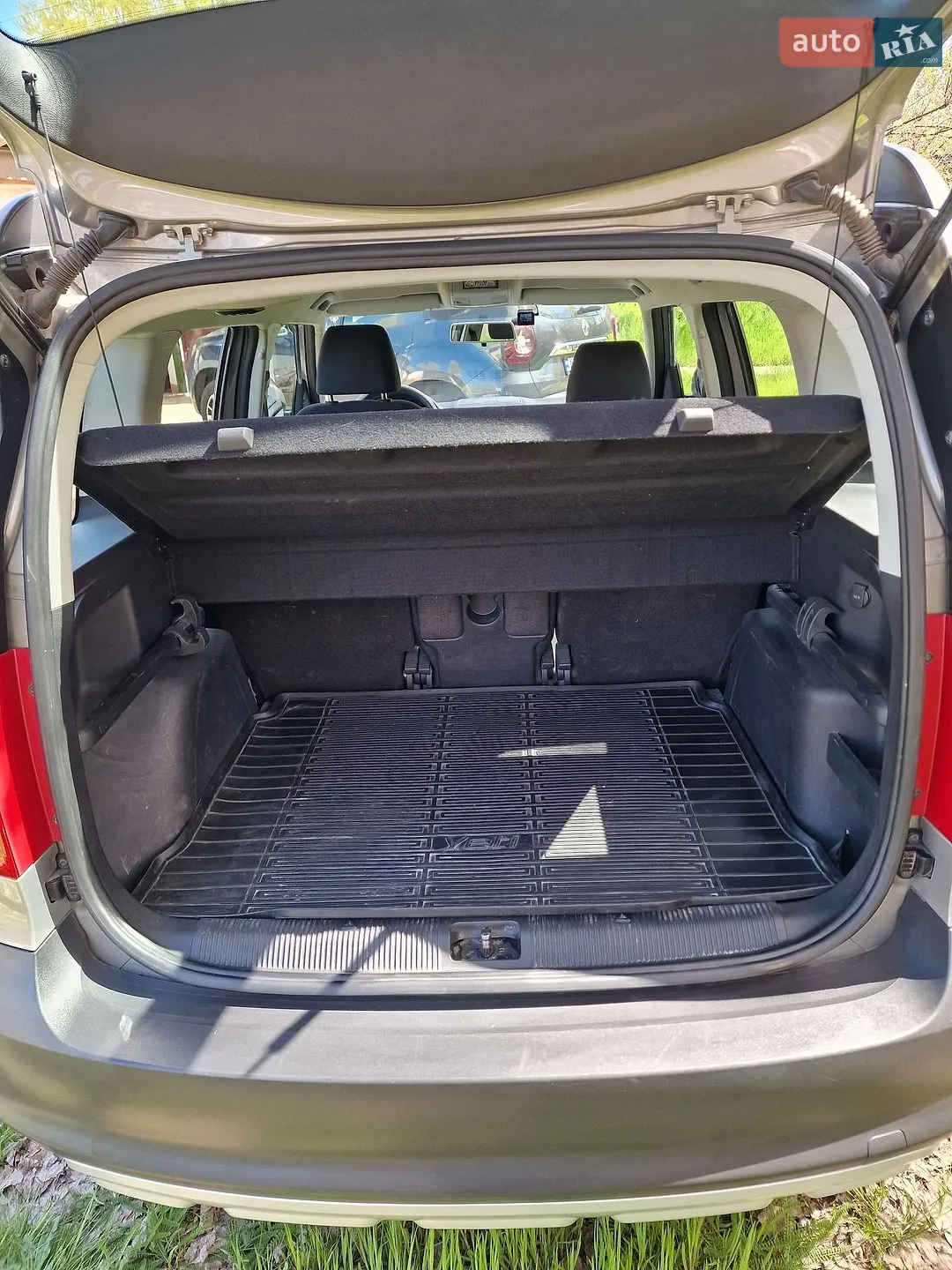 2012 Skoda Yeti - мініатюра 11