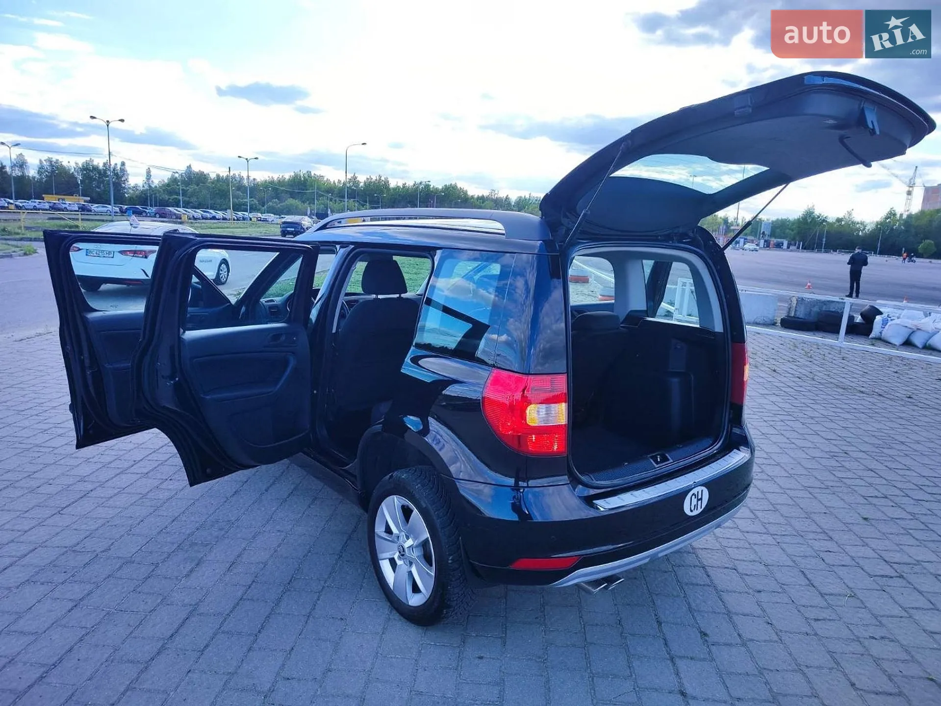 2014 Skoda Yeti - мініатюра 2