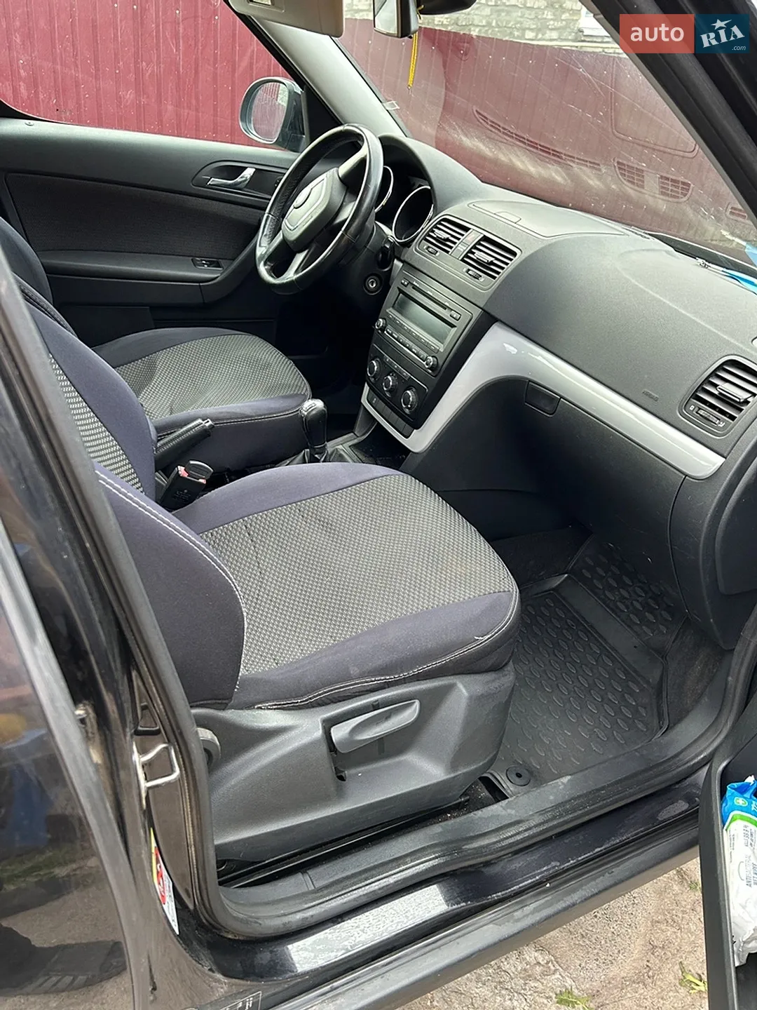 2010 Skoda Yeti - мініатюра 17