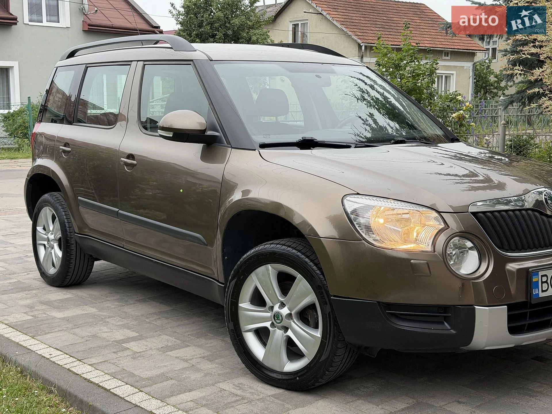 2010 Skoda Yeti - мініатюра 2