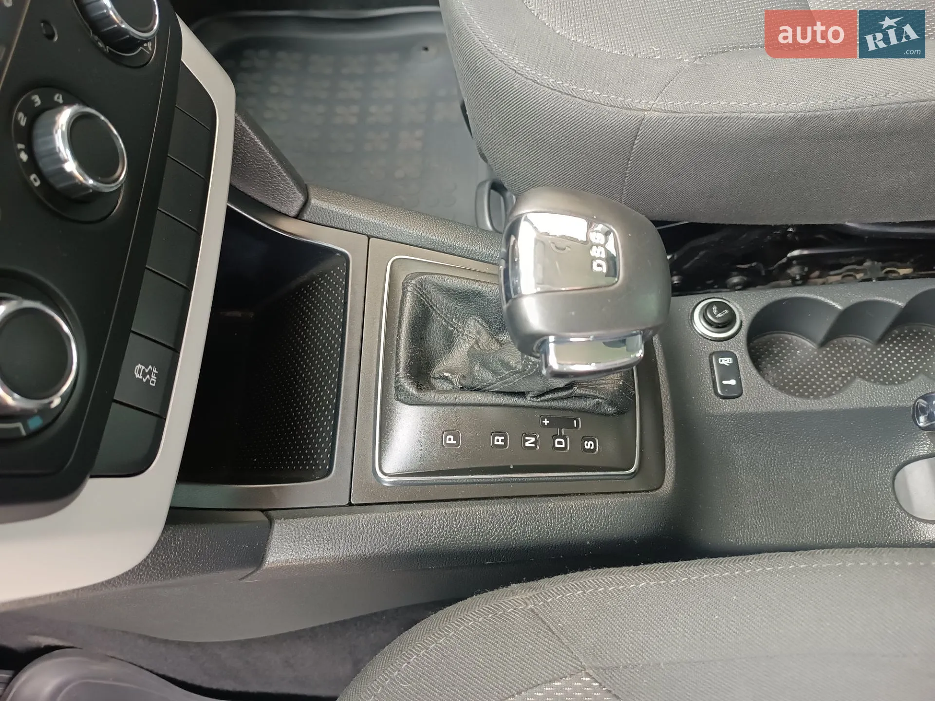 2010 Skoda Yeti - мініатюра 2