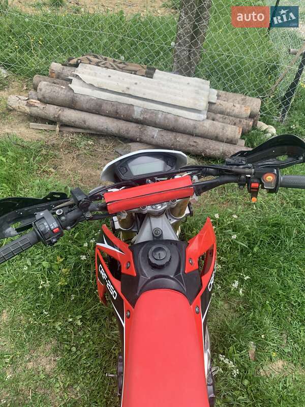 Мотовездеход SkyBike CRF 2022 в Верховине