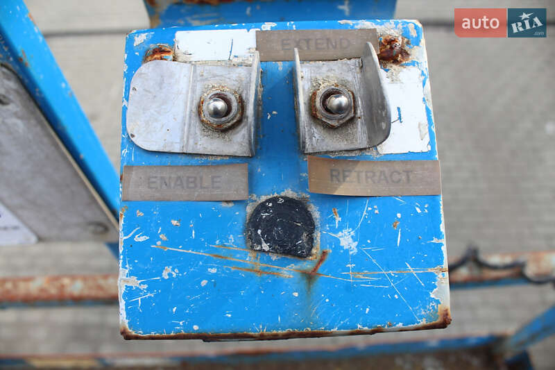 Ножничный подъемник Skyjack SJ 2007 в Львове