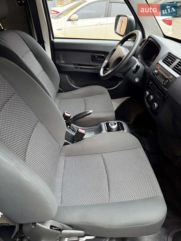 Вантажний фургон Skywell 007 2020 в Києві фото 29 Вантажний фургон Skywell 007 2020 в Києві