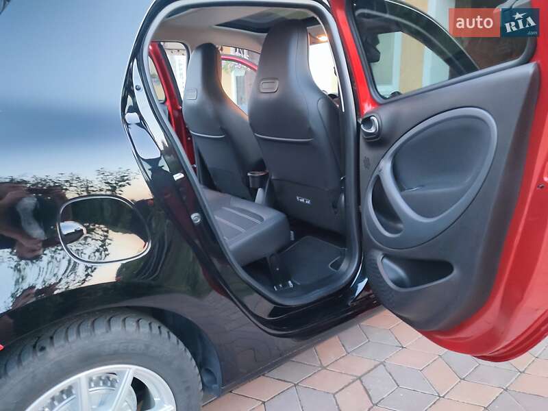 Хетчбек Smart EQ Forfour 2018 в Яготині