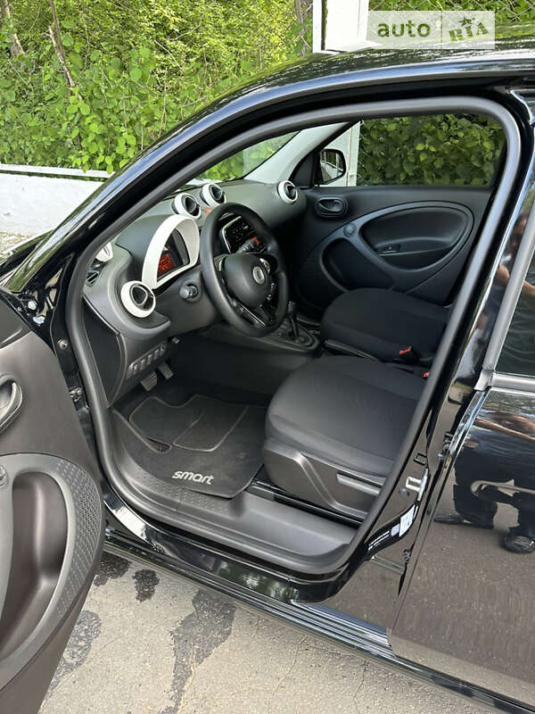 Хетчбек Smart EQ Forfour 2020 в Чернівцях