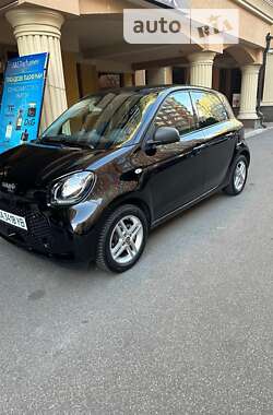 Хэтчбек Smart EQ Forfour 2021 в Киеве