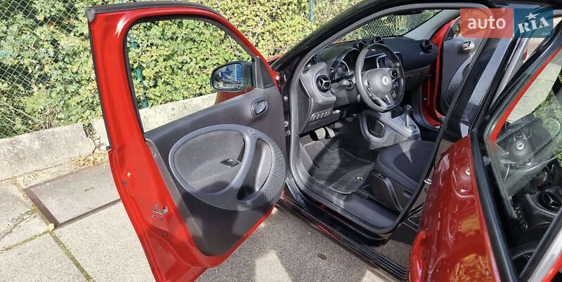 Хэтчбек Smart EQ Forfour 2018 в Киеве