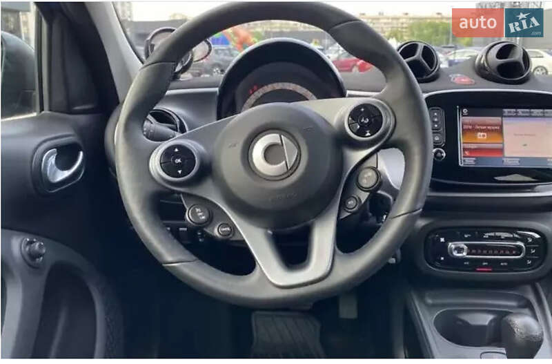 Хэтчбек Smart EQ Forfour 2018 в Киеве