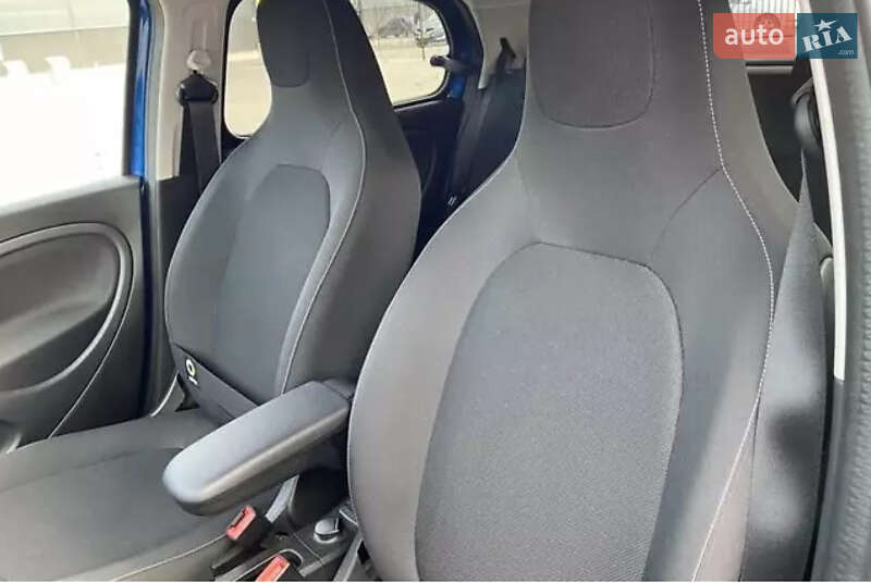 Хэтчбек Smart EQ Forfour 2018 в Киеве