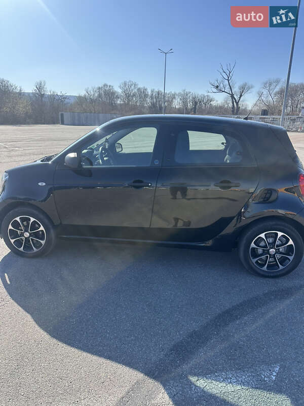 Хэтчбек Smart EQ Forfour 2021 в Черновцах