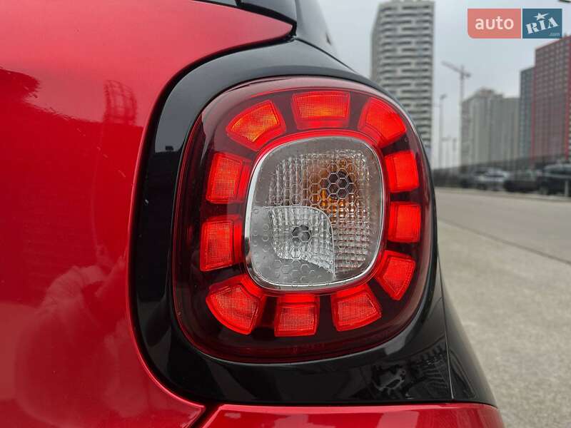 Хэтчбек Smart EQ Forfour 2019 в Киеве