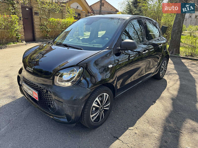 Хэтчбек Smart EQ Forfour 2021 в 