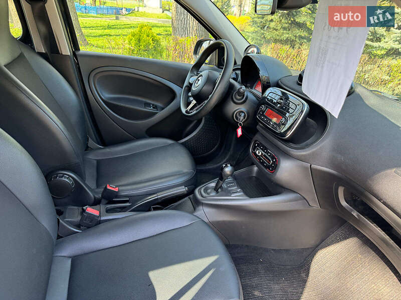 Хэтчбек Smart EQ Forfour 2021 в Киеве