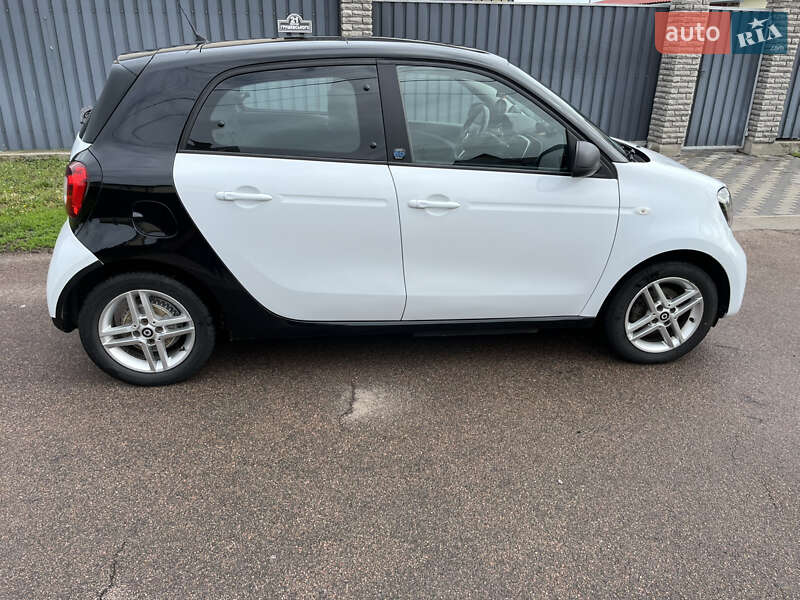 Хэтчбек Smart EQ Forfour 2021 в Борисполе