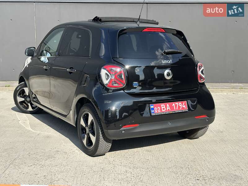 Хэтчбек Smart EQ Forfour 2021 в Киеве