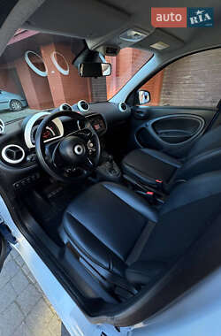 Хэтчбек Smart EQ Forfour 2018 в 