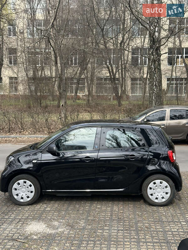 Хэтчбек Smart EQ Forfour 2021 в Виннице