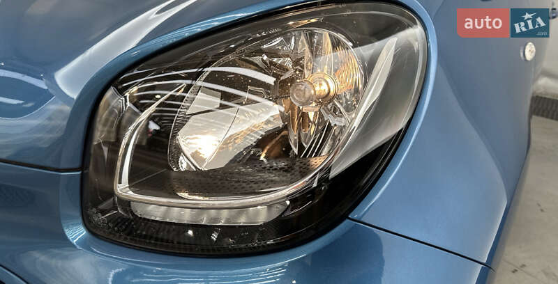 Хэтчбек Smart EQ Forfour 2020 в Киеве