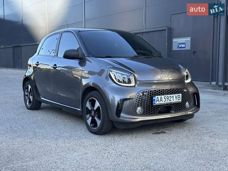 Хэтчбек Smart EQ Forfour 2020 в Киеве