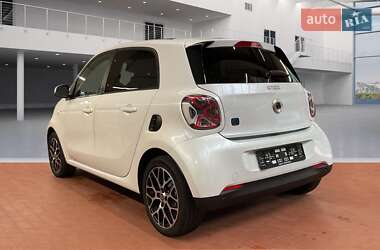 Хэтчбек Smart EQ Forfour 2021 в 