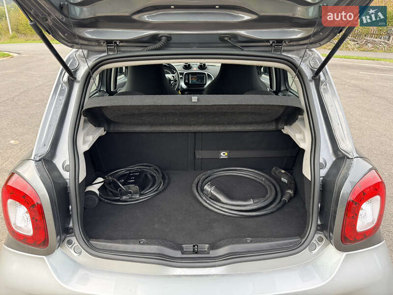Хэтчбек Smart EQ Forfour 2019 в Ровно