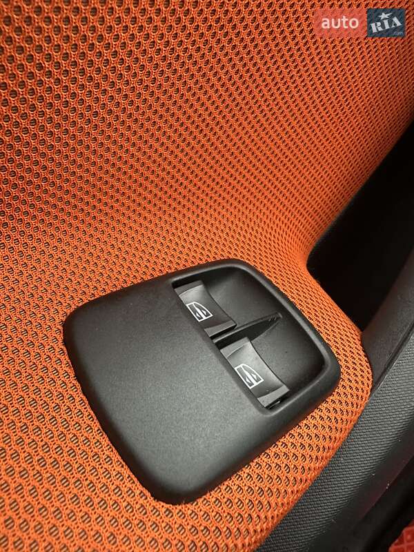 Хэтчбек Smart EQ Forfour 2018 в Белогородке