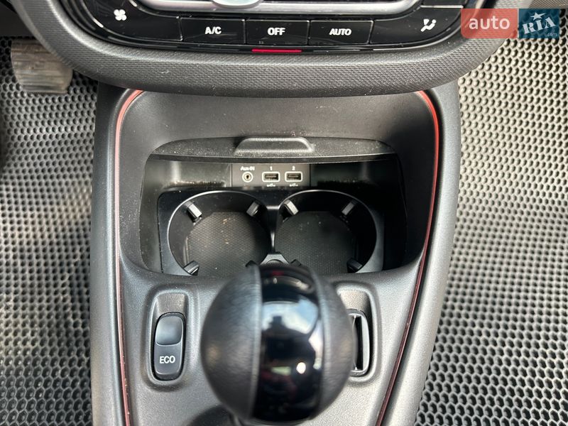 Хэтчбек Smart EQ Forfour 2021 в Киеве фото 26 Хэтчбек Smart EQ Forfour 2021 в Киеве