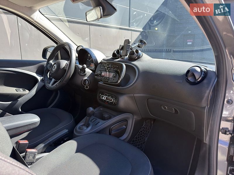 Хэтчбек Smart EQ Forfour 2019 в Киеве