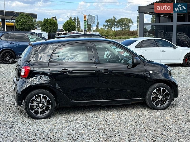 Хэтчбек Smart EQ Forfour 2021 в Черновцах фото 8 Хэтчбек Smart EQ Forfour 2021 в Черновцах